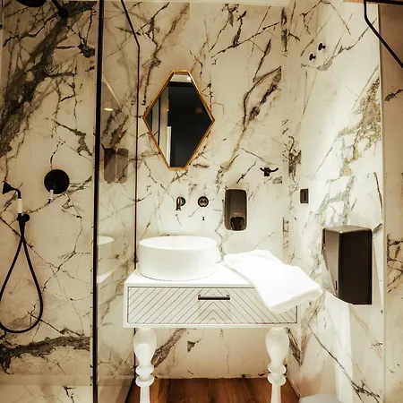 Отель Espero Royal